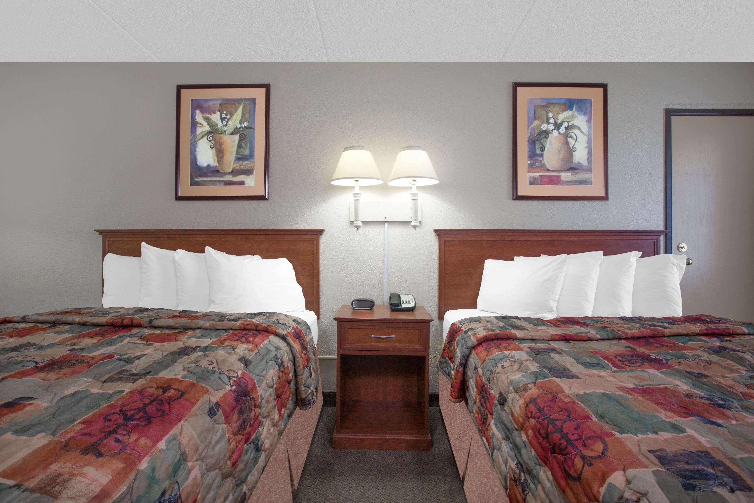 Days Inn By Wyndham Casper Extérieur photo