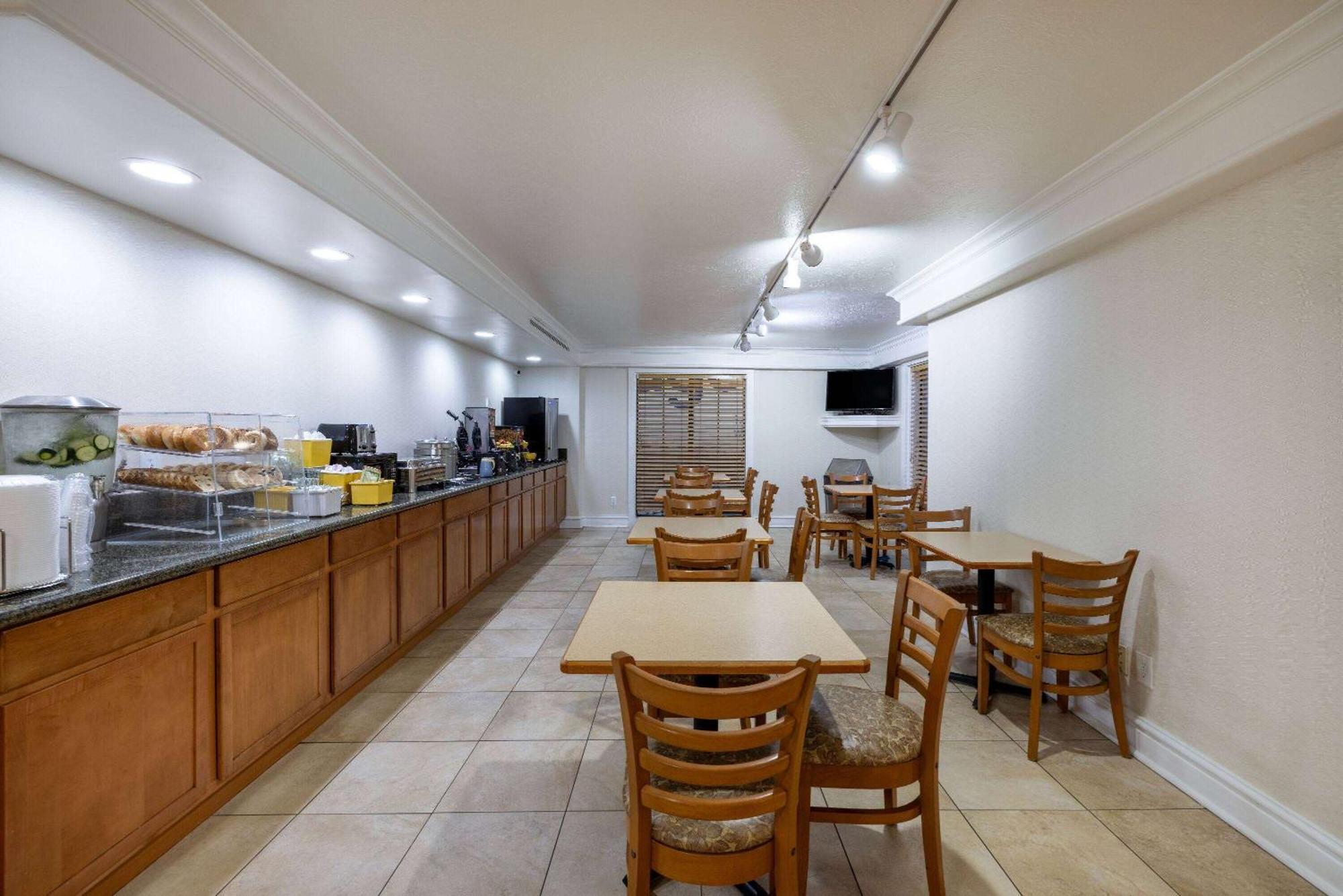 Days Inn By Wyndham Casper Extérieur photo