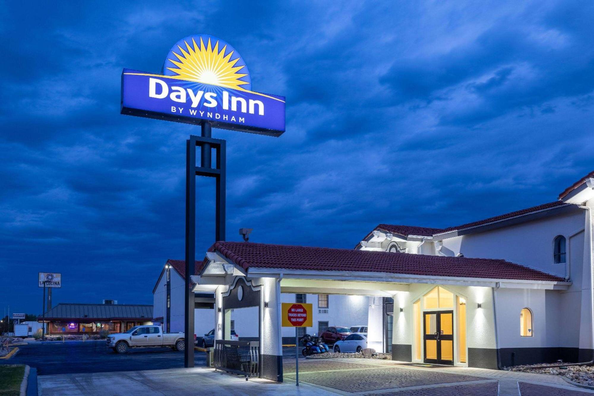 Days Inn By Wyndham Casper Extérieur photo